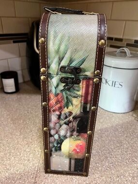 Wine Bottle Carrying Case